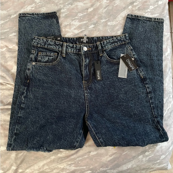 NWT Buffalo David Bitton Women's MOM JEANS - Picture 2 of 7